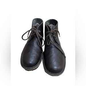 UGG  Leighton Chukka Brown Chocolate‎ Leather Ankle Winter Mens Boots Size 8 B4